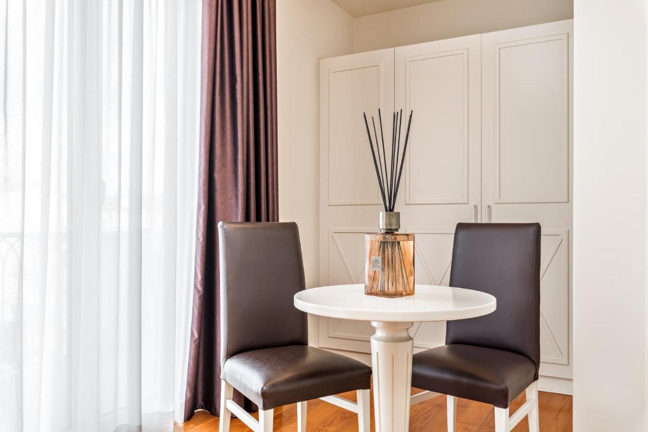מרינה די קררה Hotel & Residence Exclusive מראה חיצוני תמונה