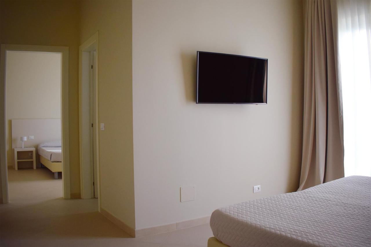 מרינה די קררה Hotel & Residence Exclusive מראה חיצוני תמונה